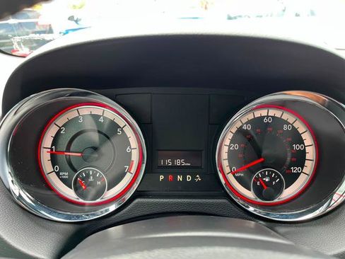Used 2017 Dodge Grand Caravan SXT w/ Blacktop Package FWD image 32