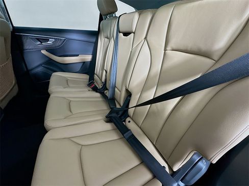 New 2026 Audi Q7 2.0T Premium image 4