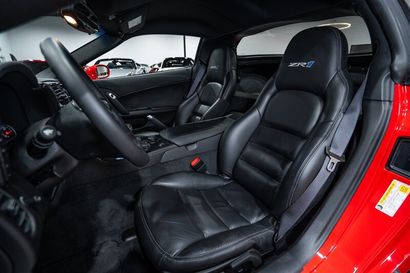 Used 2010 Chevrolet Corvette ZR1 w/ Preferred Equipment Group RWD image 20