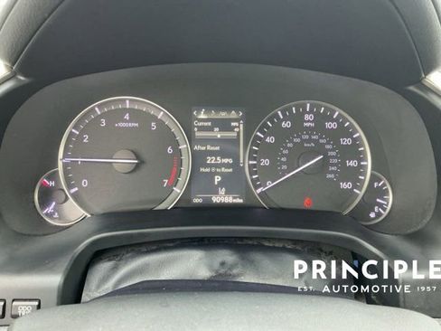 Used 2018 Lexus RX 350L FWD w/ Accessory Package image 13