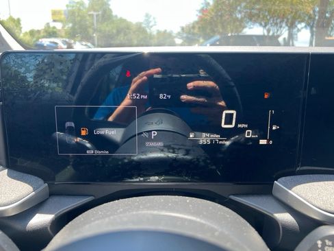 Used 2025 Nissan Kicks SV FWD image 18