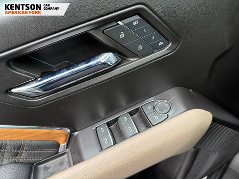 Used 2024 GMC Canyon Denali image 22