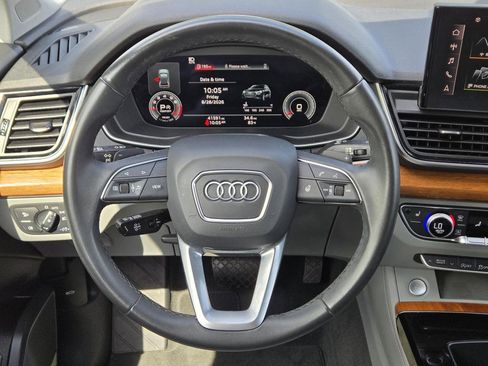 Used 2023 Audi Q5 2.0T Premium Plus w/ Premium Plus Package AWD/4WD image 21