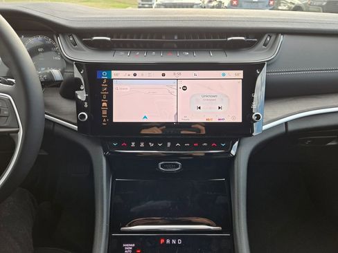 New 2026 Jeep Grand Cherokee Altitude AWD/4WD image 20