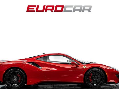 Used 2019 Ferrari 488 Pista Coupe RWD image 6
