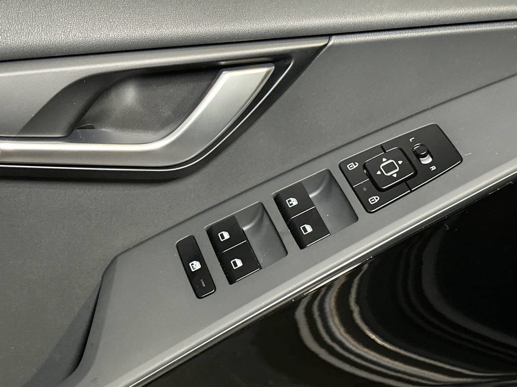 New 2026 Kia Niro Wind w/ Wind Preserve Package FWD image 19