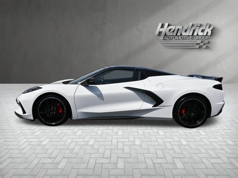 Used 2022 Chevrolet Corvette Stingray Preferred Conv w/ Z51 Performance Package RWD image 6