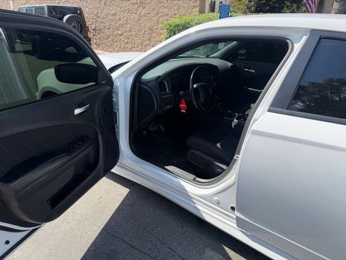 Used 2019 Dodge Charger GT w/ Blacktop Package RWD image 18