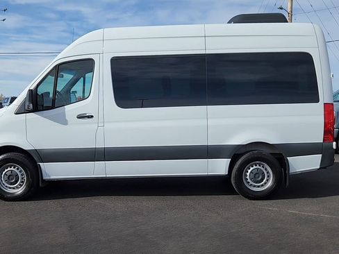 Used 2023 Mercedes-Benz Sprinter 2500 image 2