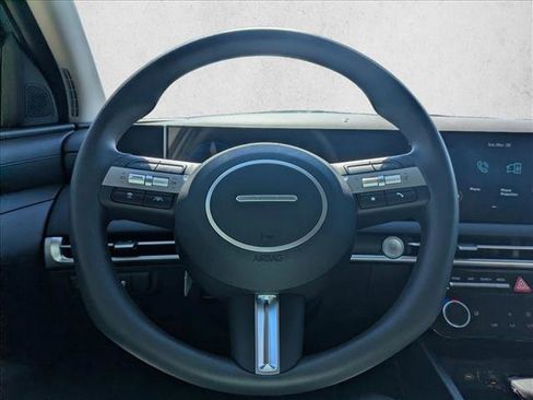 New 2026 Hyundai Tucson SEL FWD image 11