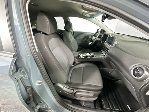 Used 2023 Hyundai Kona SE w/ Cargo Package image 28