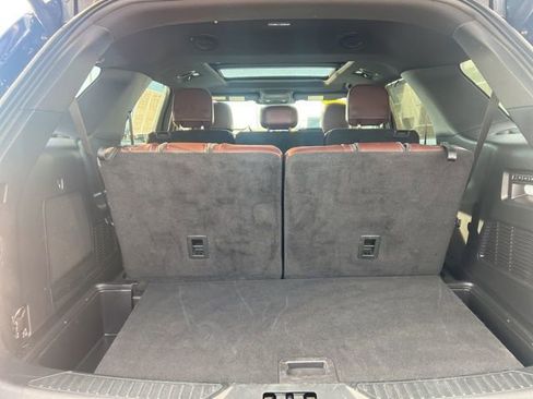 Certified 2022 Ford Explorer Platinum w/ Equipment Group 601A AWD/4WD image 16