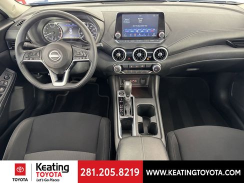 Used 2025 Nissan Sentra SV image 22