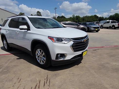 Certified 2019 Chevrolet Traverse LT FWD image 29