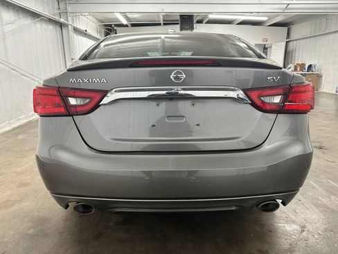 Used 2017 Nissan Maxima 3.5 SV w/ Dynamic Package FWD image 6