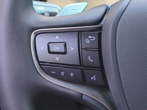 Used 2025 Lexus ES 350 w/ Premium Package FWD image 23
