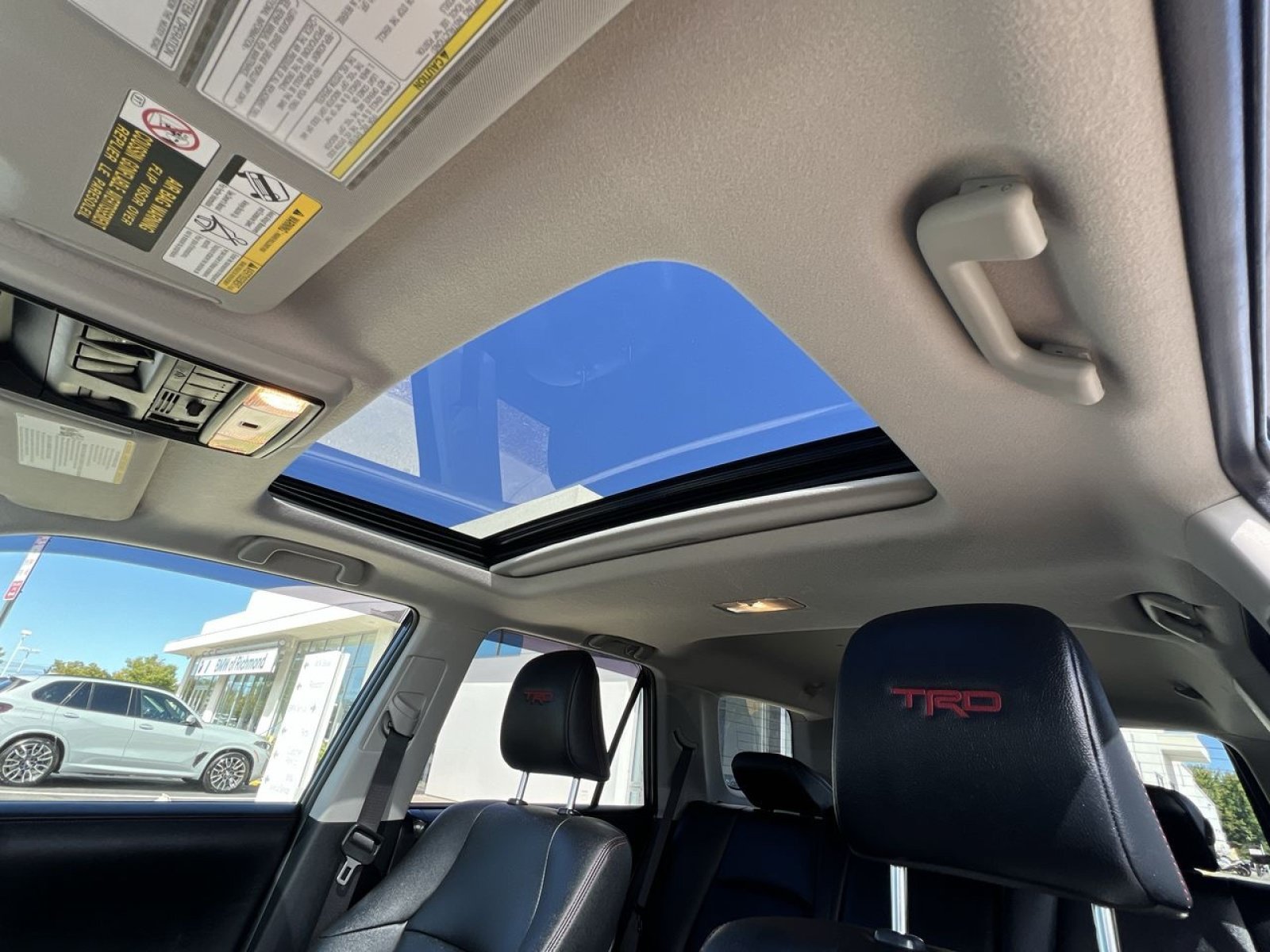 Used 2021 Toyota 4Runner TRD Off-Road Premium w/ Moonroof Package AWD/4WD image 21