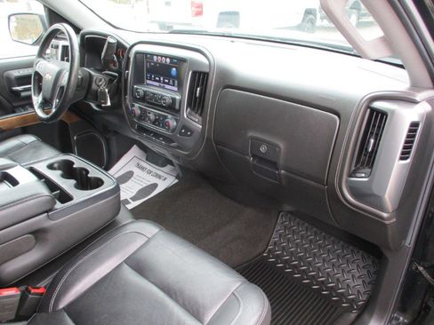 Used 2017 Chevrolet Silverado 1500 LTZ image 19