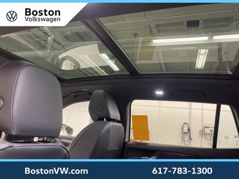 New 2026 Volkswagen Tiguan SE R-Line image 26