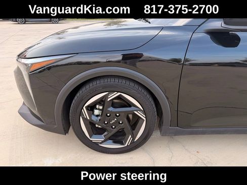 Used 2025 Kia K4 EX image 8