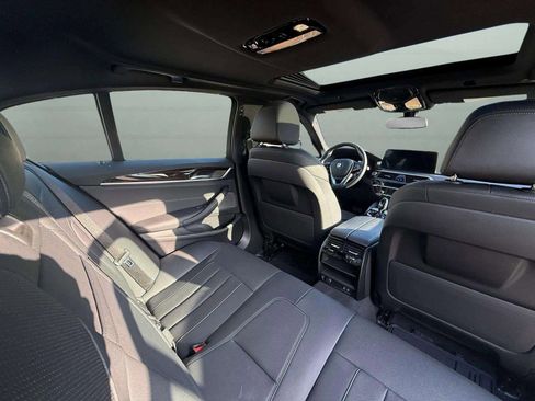 Used 2023 BMW 530e xDrive w/ Premium Package AWD/4WD image 21