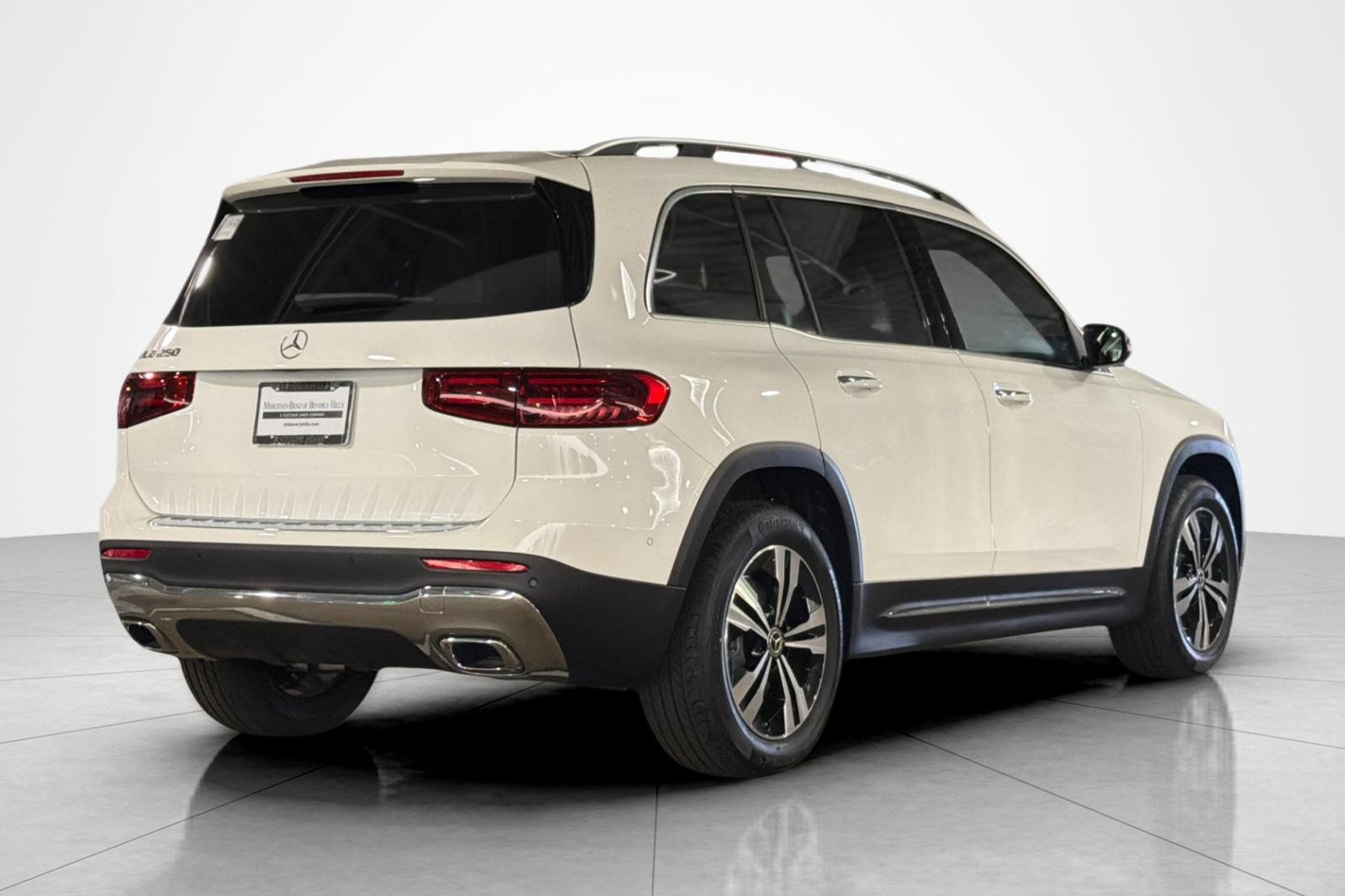 New 2026 Mercedes-Benz GLB 250 image 5