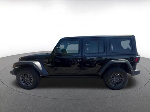 Used 2025 Jeep Wrangler Unlimited Sport AWD/4WD image 7