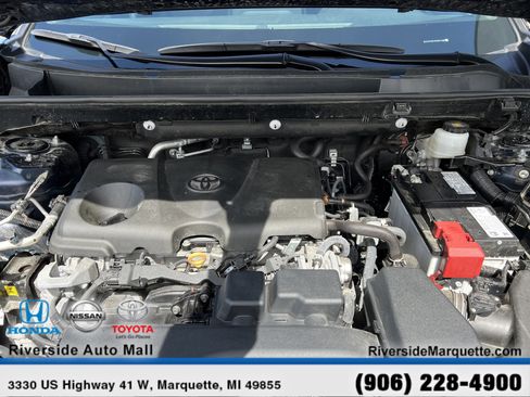 Used 2025 Toyota RAV4 XLE AWD/4WD image 13