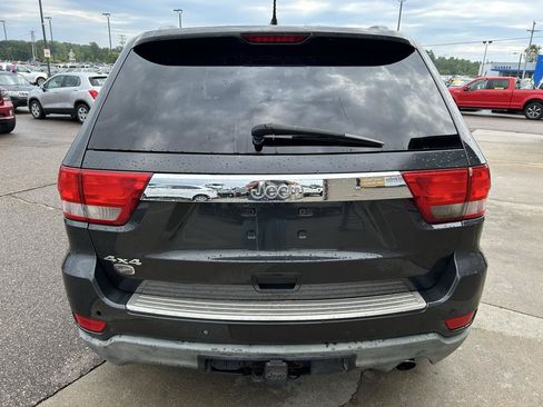 Used 2011 Jeep Grand Cherokee Overland AWD/4WD image 6