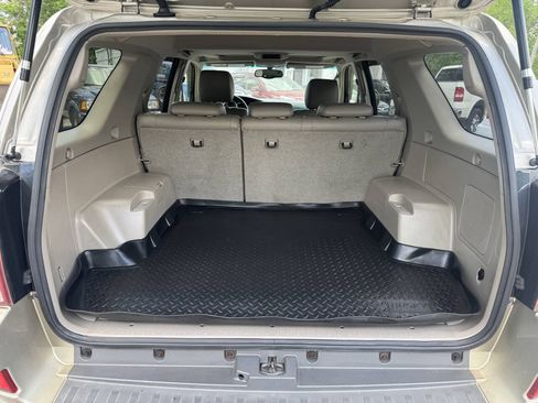 Used 2003 Toyota 4Runner Limited w/ Preferred Accessory Pkg AWD/4WD image 11