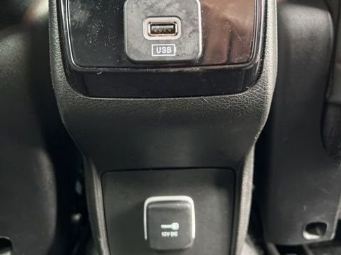 Certified 2025 Jeep Compass Limited AWD/4WD image 14