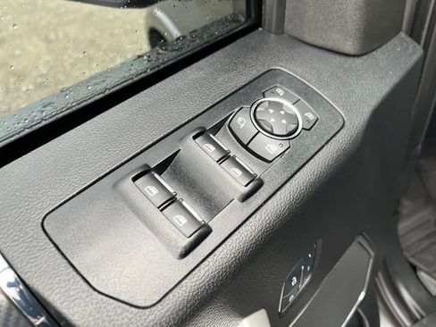 Used 2018 Ford F150 Lariat image 15