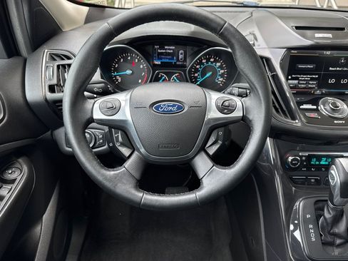 Used 2014 Ford Escape Titanium FWD image 14