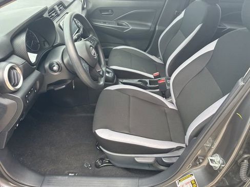 Used 2025 Nissan Versa S w/ Trunk Package image 17