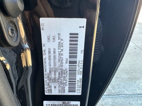 Used 2021 Toyota Tundra SR5 image 32