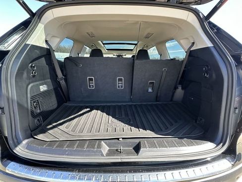 Used 2023 Subaru Ascent Limited w/ Technology Package image 29