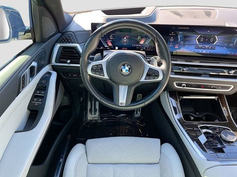 Used 2024 BMW X5 xDrive40i w/ M Sport Package image 30