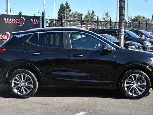 Used 2023 Buick Encore GX Select w/ Sport Touring Package image 9
