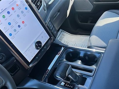 New 2025 Ford F150 Lightning Lariat image 31