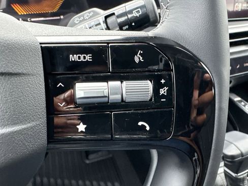 New 2026 Kia Sorento S FWD image 26