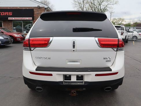 Used 2014 Lincoln MKX AWD w/ Equipment Group 102A image 4