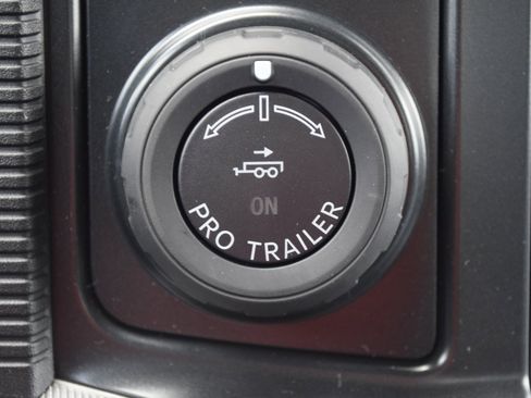 New 2025 Ford F150 Lariat w/ Equipment Group 502A High image 16