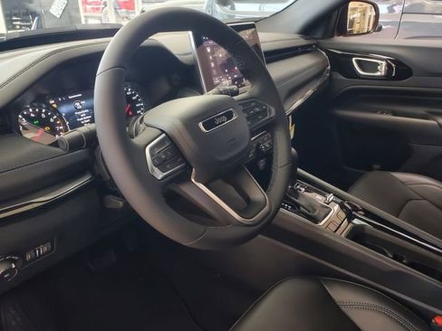 New 2026 Jeep Compass Limited image 11