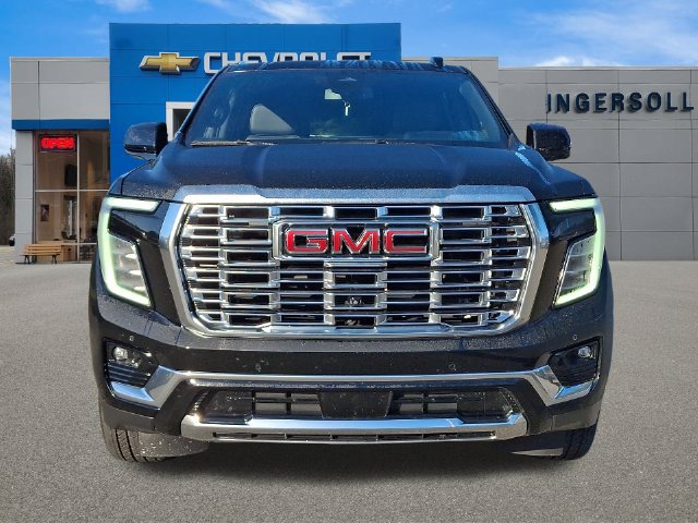 Used 2025 GMC Yukon XL Denali AWD/4WD image 23
