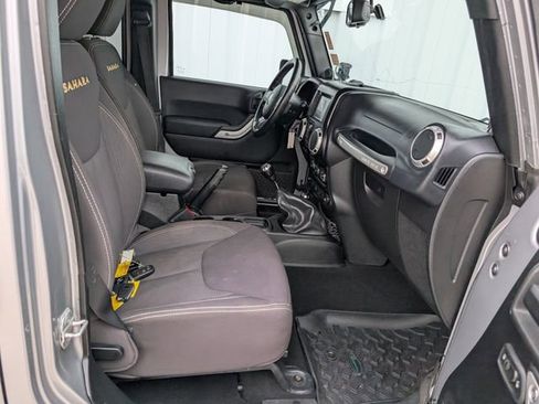 Used 2013 Jeep Wrangler Unlimited Sahara w/ Trailer Tow Group image 27