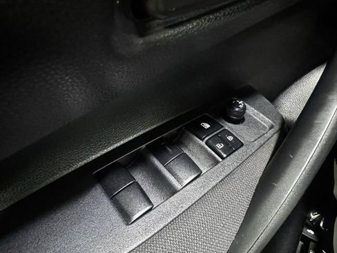 Used 2023 Toyota Corolla LE image 20