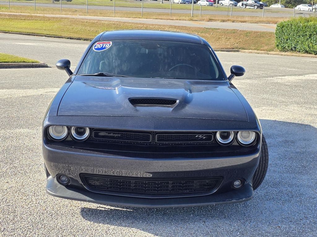 Used 2019 Dodge Challenger R/T w/ Blacktop Package RWD image 2