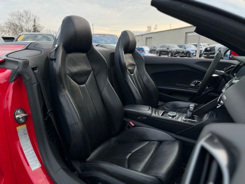 Used 2018 Audi R8 V10 image 35