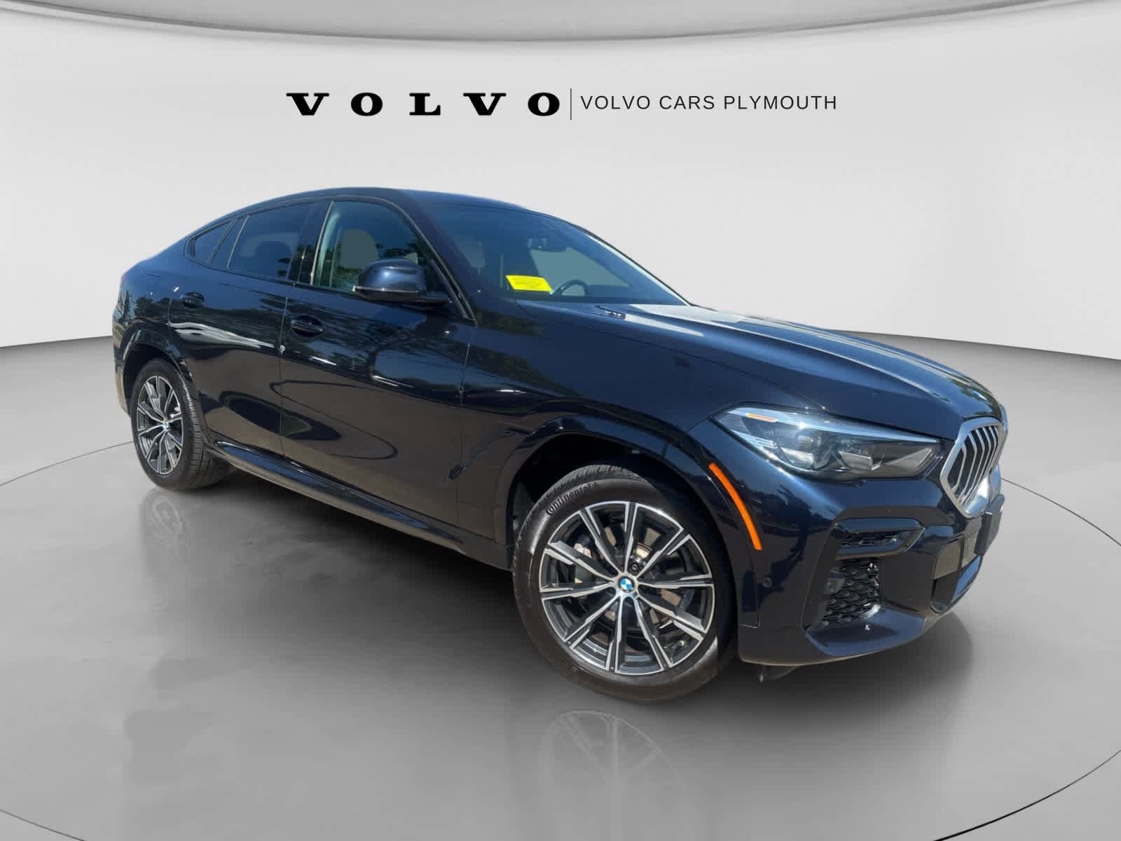 Used 2022 BMW X6 xDrive40i w/ M Sport Package AWD/4WD image 2