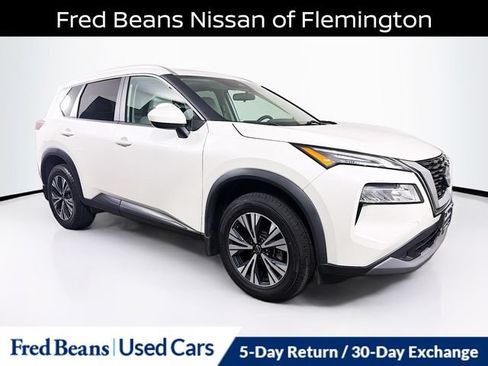 Certified 2023 Nissan Rogue SV w/ SV Premium B Package AWD/4WD image 1
